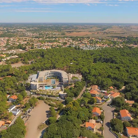 Club Bleues Les Jardins De L'atlantique