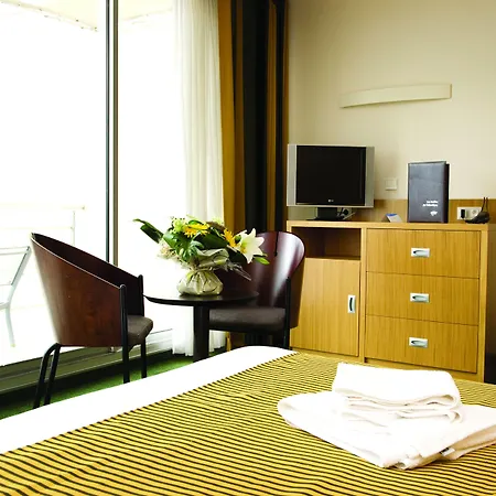 호텔 Club Bleues Les Jardins De L'atlantique 3*